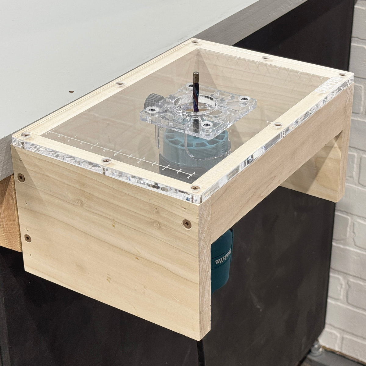 Makita (3709) Palm/Trim Router Table Plate — Crafted Elements