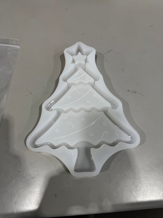 Grade B #1 - 12x8.6x1.0" Limited Edition Christmas Tree Tray Silicone Mold
