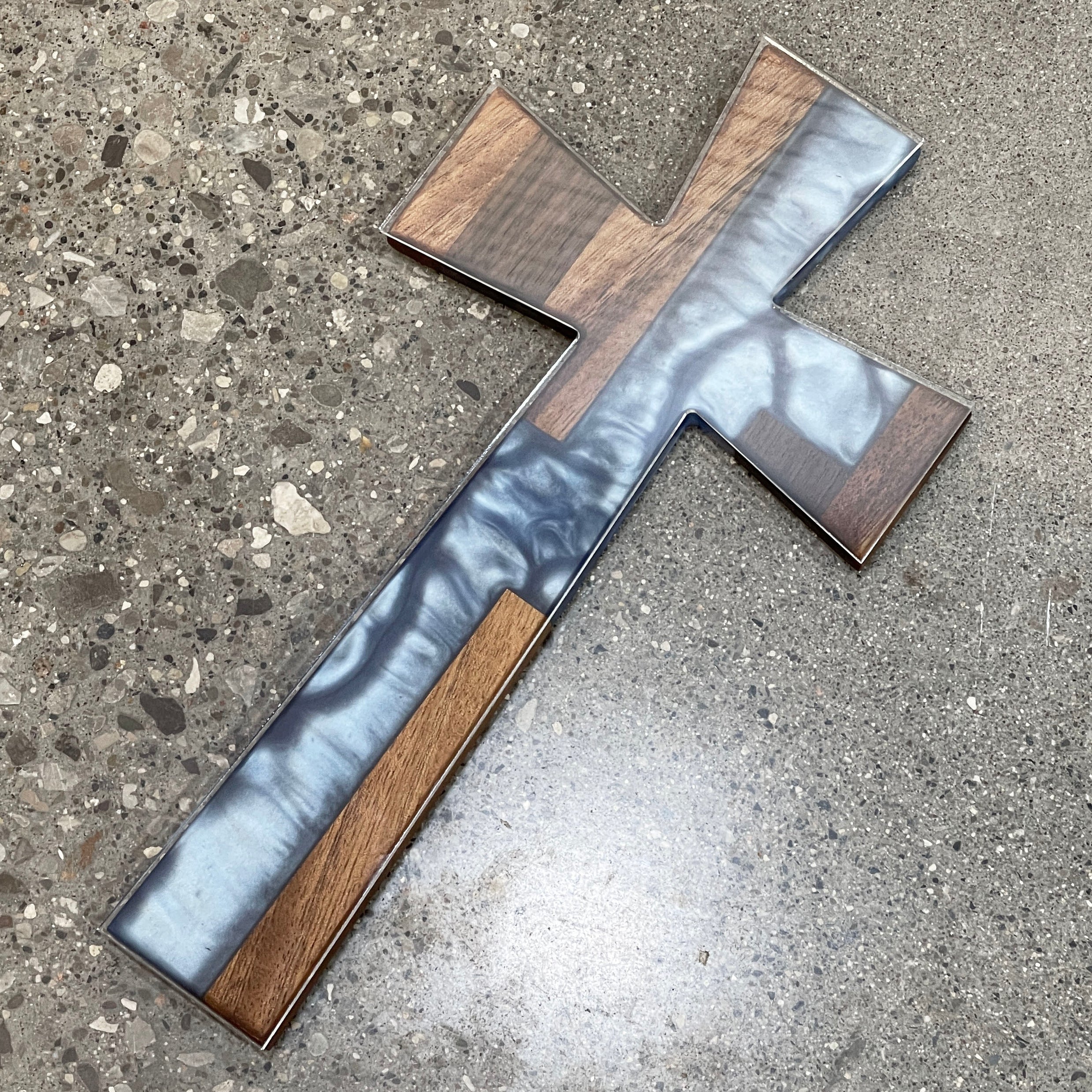 15x8